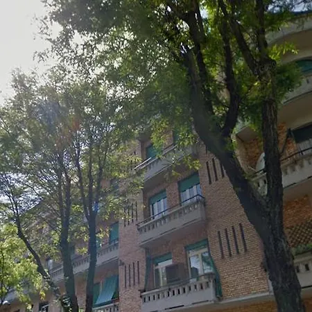 Apartment In Town *