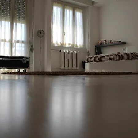 Apartment In Town